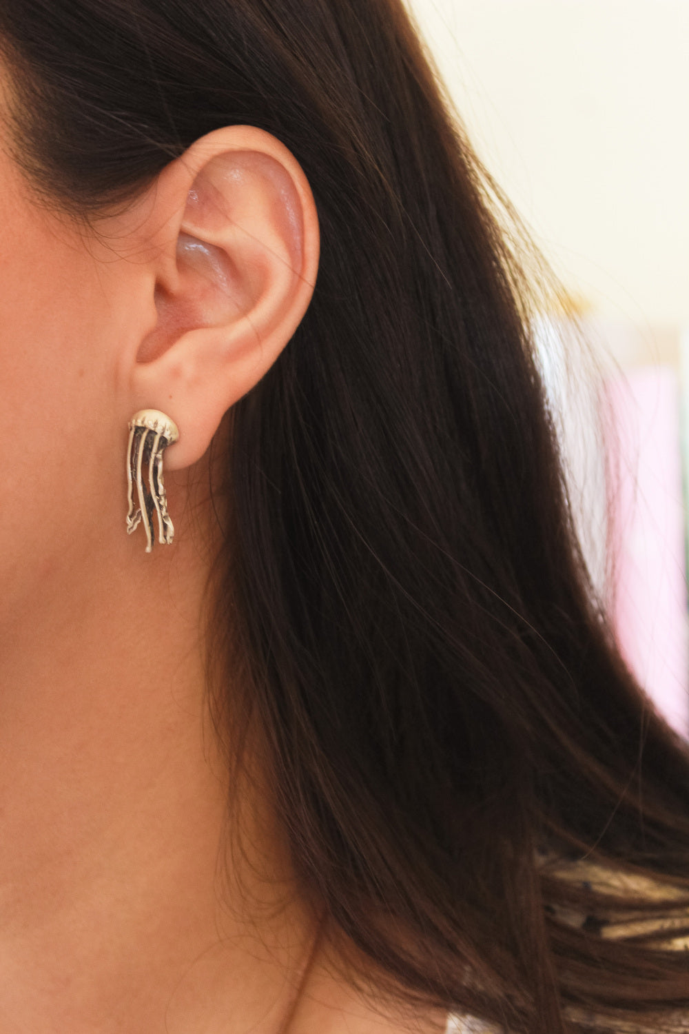 Modelo luce arete de plata 925 en forma de medusa con terminado antiguo