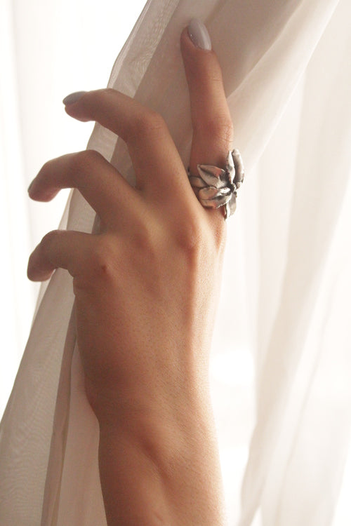 Anillo Orquídea Negra