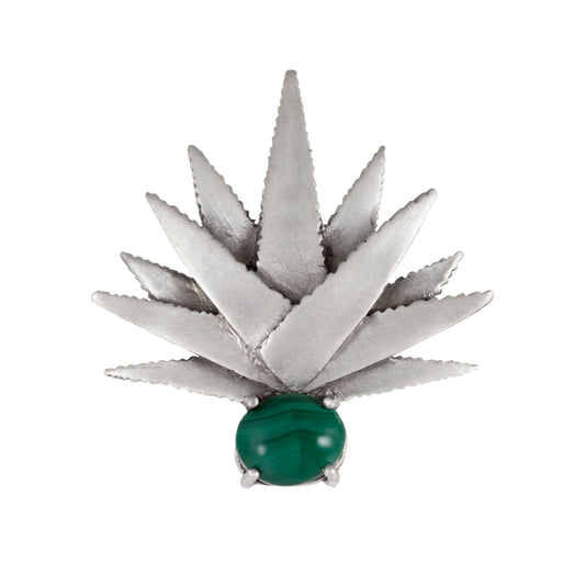 Dije en plata 925 Agave Malaquita con gema color verde, diseño de autor en plata de origen mexicano. Joyería artesanal inspirada en la cultura mexicana. Colección Viva México Eva Carrillo Joyas.